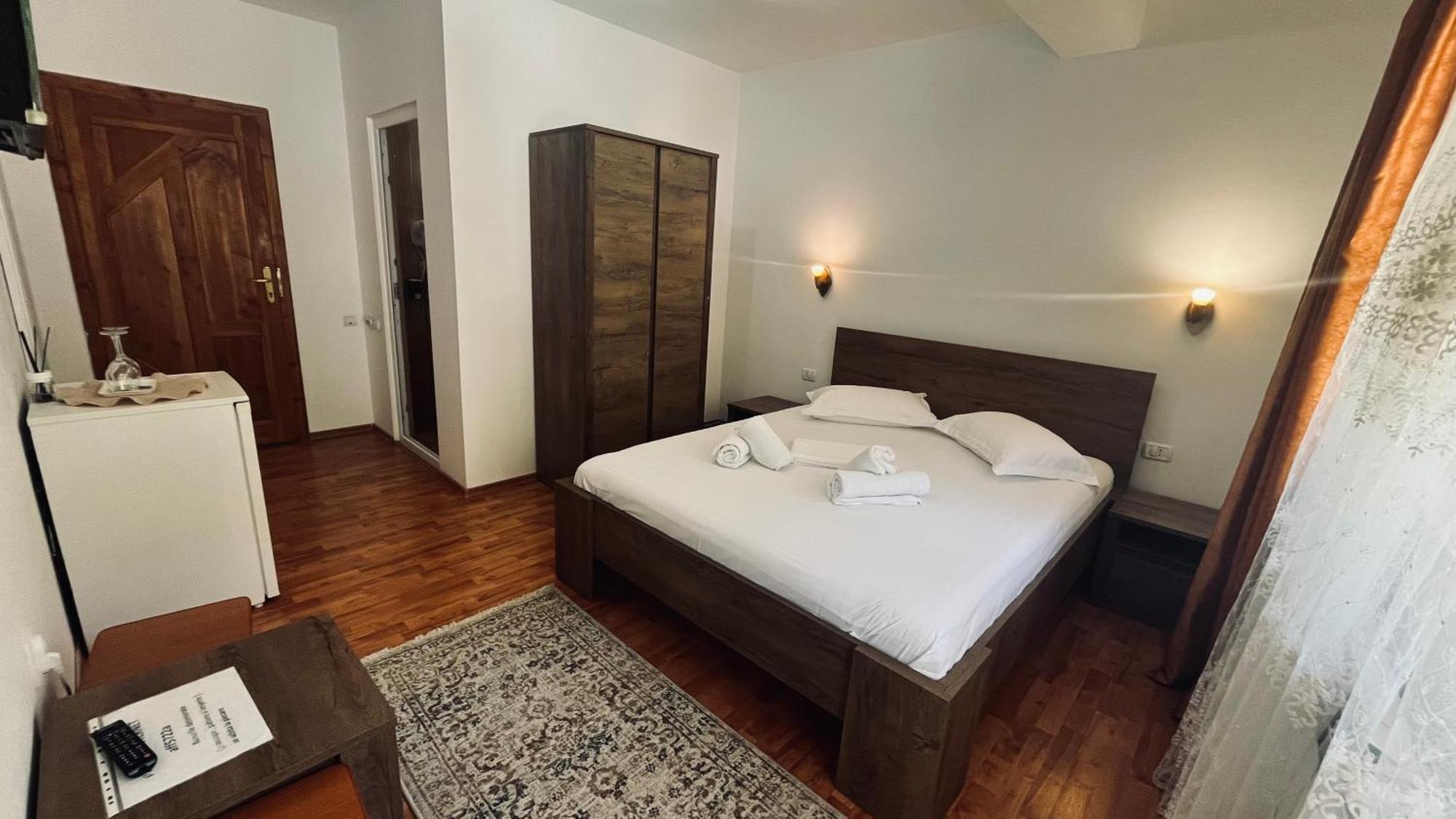 Casa Visescu Hotell Băile Herculane Eksteriør bilde